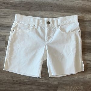 GAP 26/2 White Boyfriend Denim Shorts
